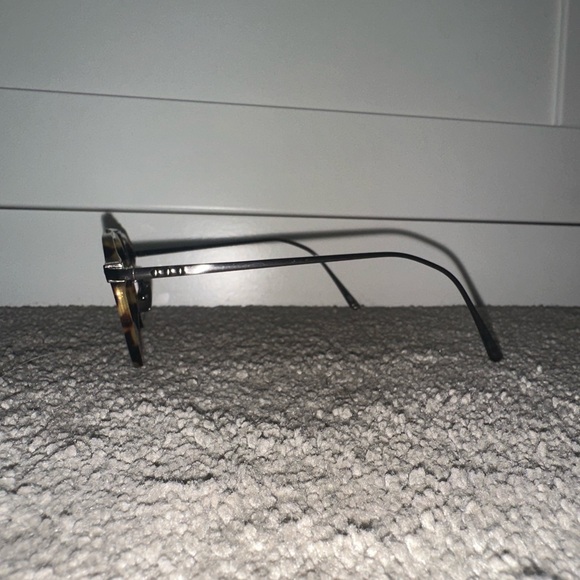 Tortoise Shell Sunglasses - Picture 4 of 4